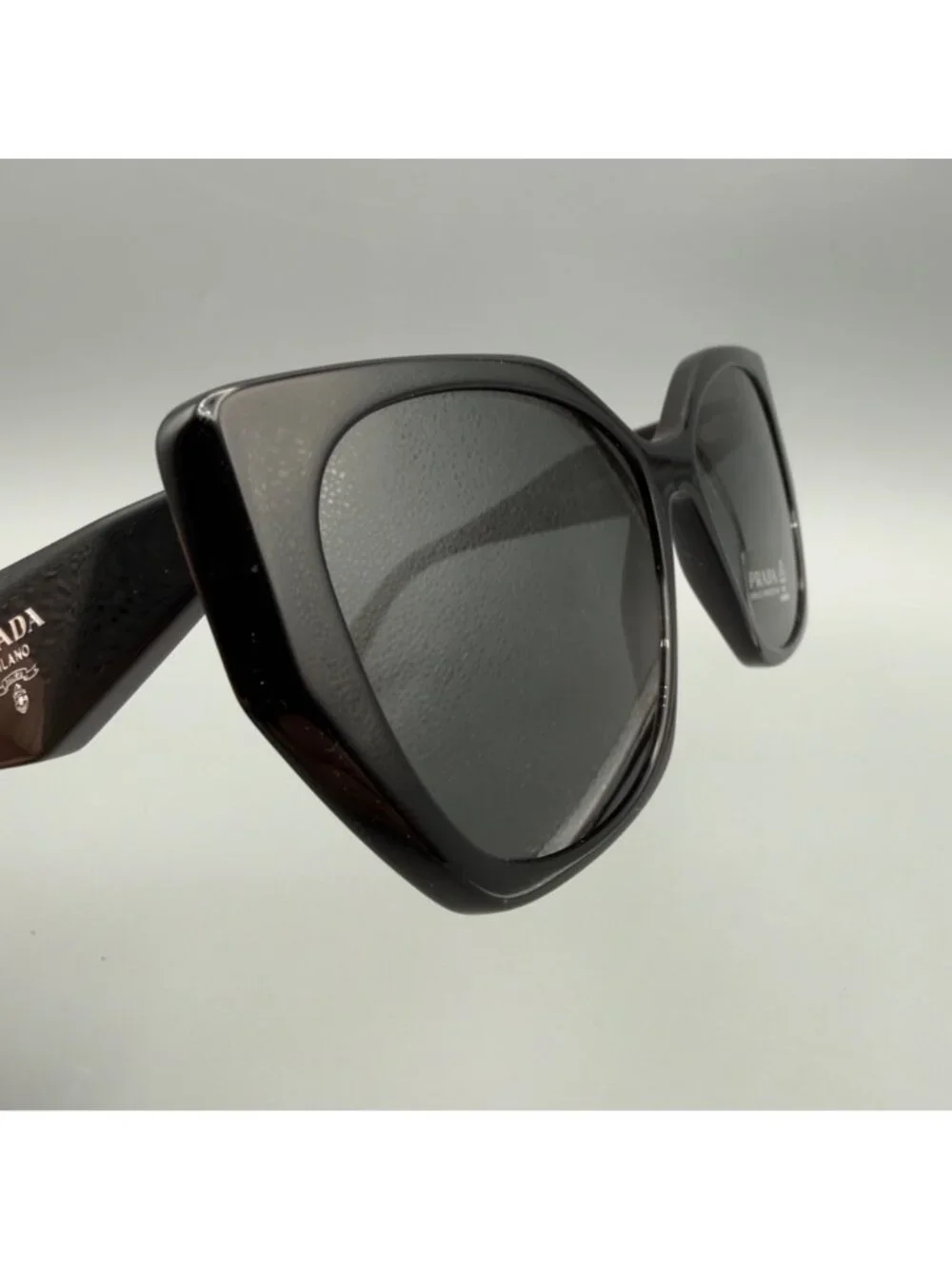 Prada PR 19ZS 1AB5S0 Sunglasses Black Dark Grey Lens 55 17 145 3N - Picture 12 of 13